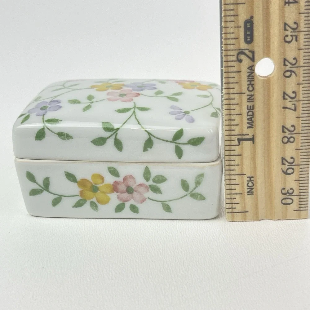 Andrea By Sadek Porcelain Floral Lidded Trinket Box Made In Japan
